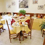 Birra Szálloda 3*